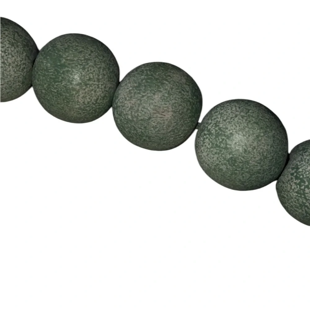 Elegant Mint Green Decorative Bead Garland